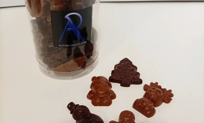 Fritures de Noël, mixte, 150 grammes.